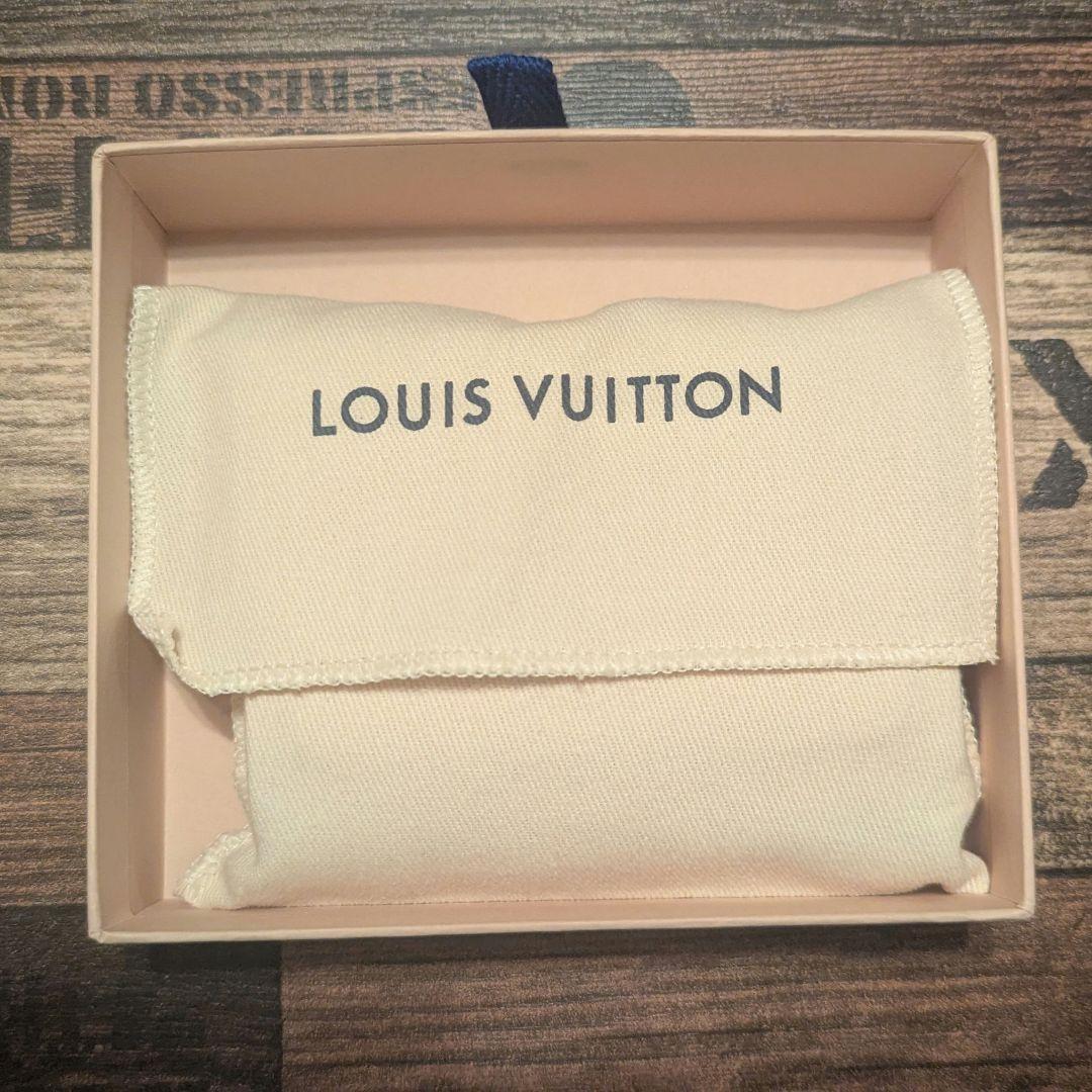 Louis Vuitton 二つ折り財布 ピンク系
