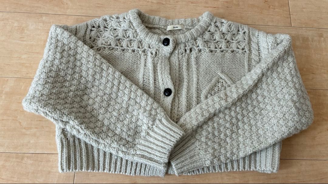 anuke(アンヌーク) Cable Knit Cardigan アイボリー