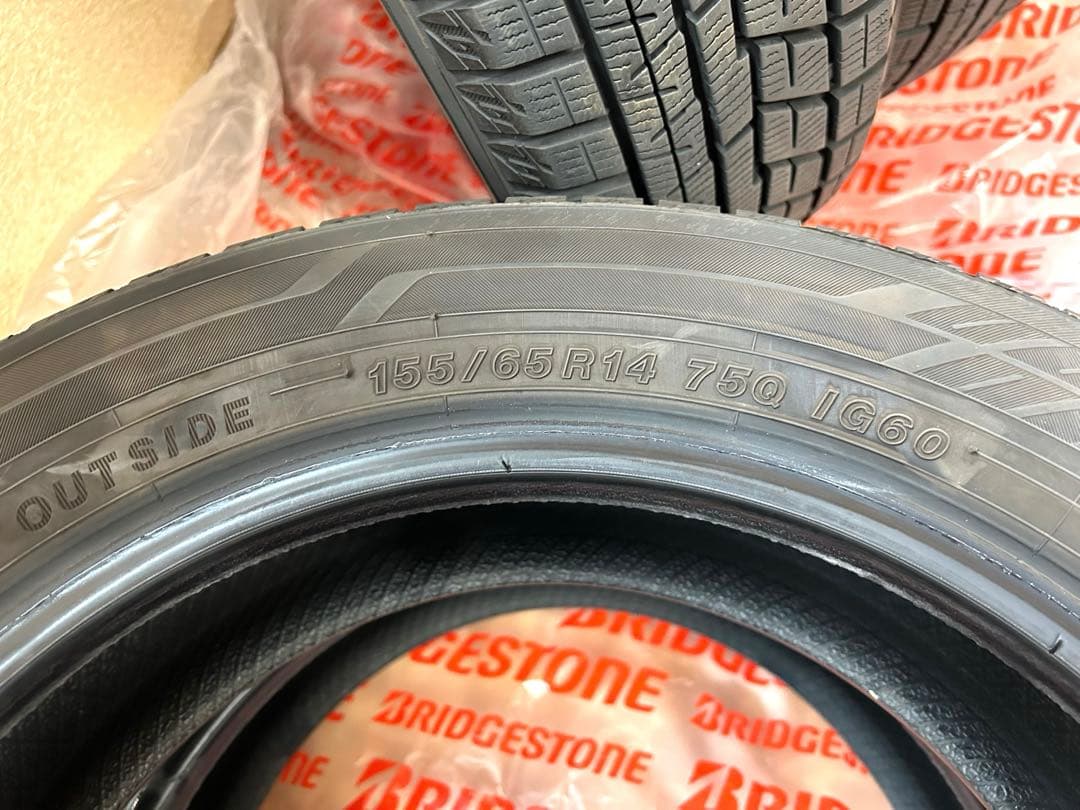 スタッドレスタイヤ 155/65R14 ヨコハマ　IG60 4本セット