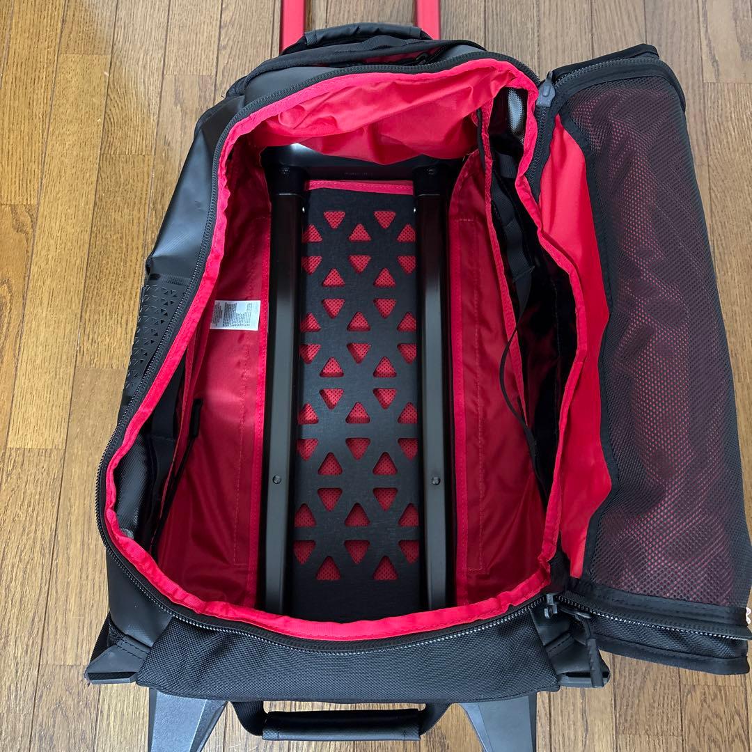 shige46　THE NORTH FACE ブラックキャリーケース