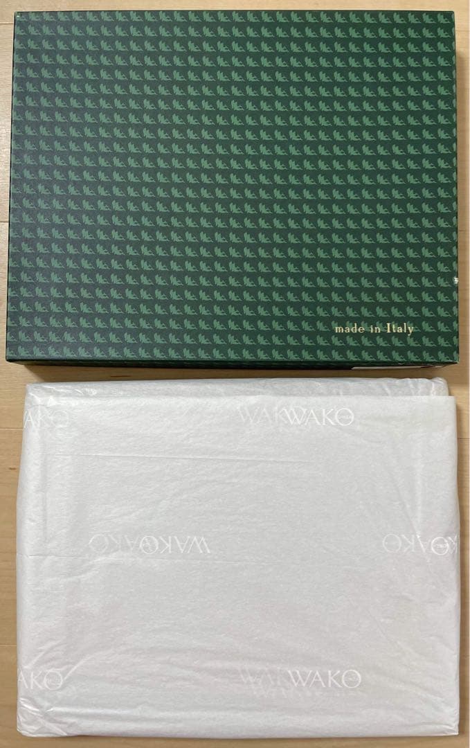 【新品未使用】WAKO 銀座和光 イタリア製　本革写真立て