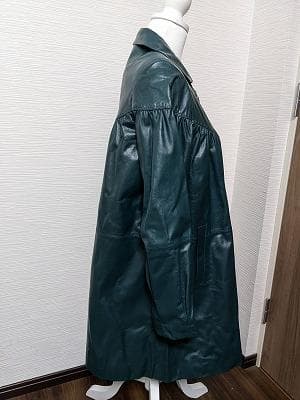 265　新品未使用保管品タグ付　三越ラムレザーコート　パルティナ　羊革　フレアー
