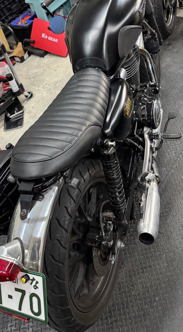 GB350　ショートフラットシート(タックロール)