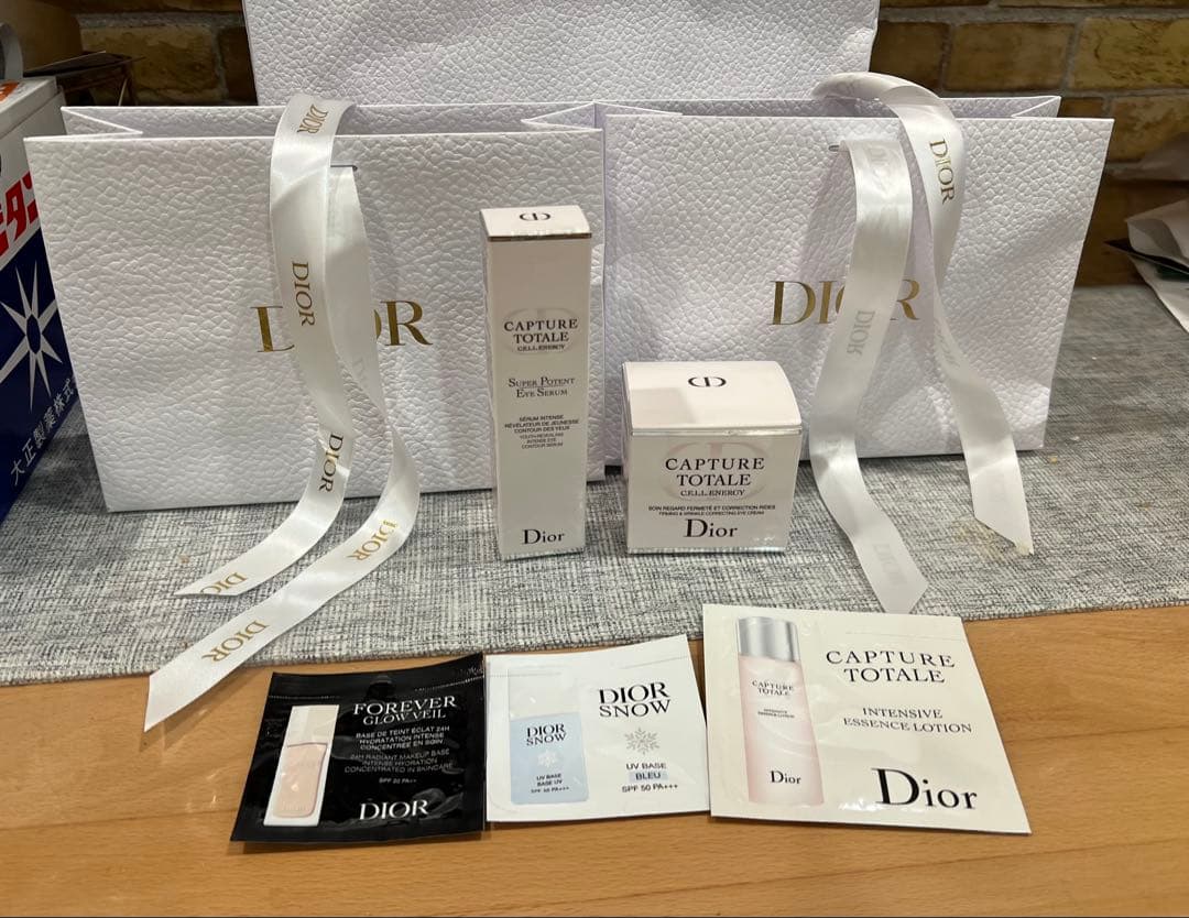 Diorカプチュールトータルセル エンジーアイセラム＆ENGY アイクリーム