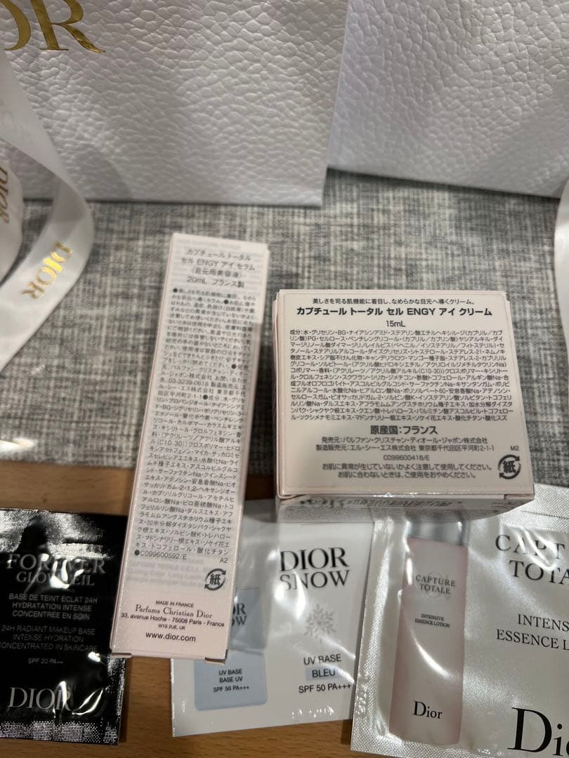Diorカプチュールトータルセル エンジーアイセラム＆ENGY アイクリーム