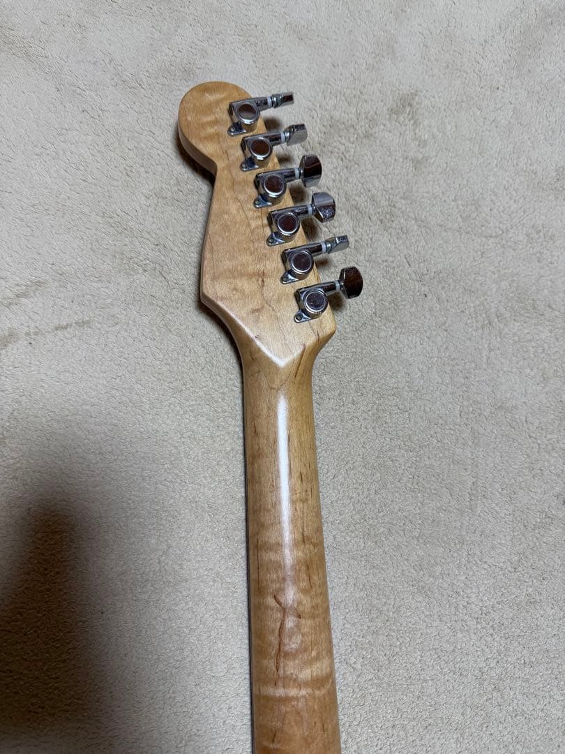 fender 風　Stratocaster サンバースト　ストラトキャスター