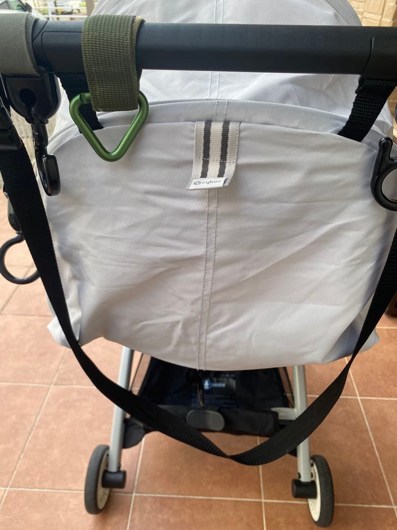 サイベックス　リベル　折りたたみ式ベビーカー 肩紐&バンパー付き　ホワイトグレー