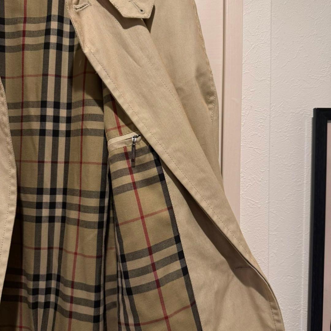大人気‼️バーバリーロンドン 【BURBERRY】ノバチェック柄ステンカラーコート