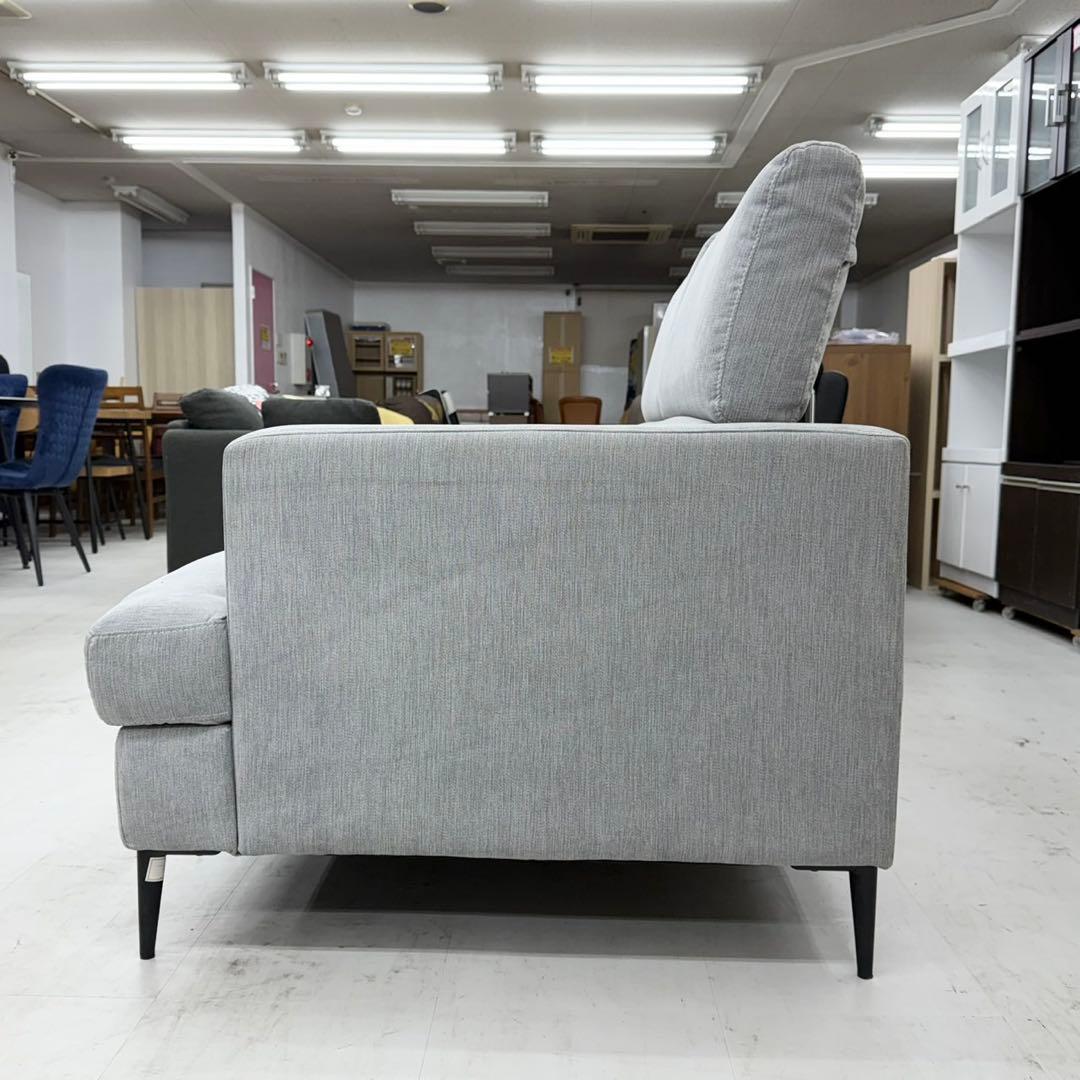 現行モデル ニトリ 145cm幅2人掛けソファ(サザーラGY)