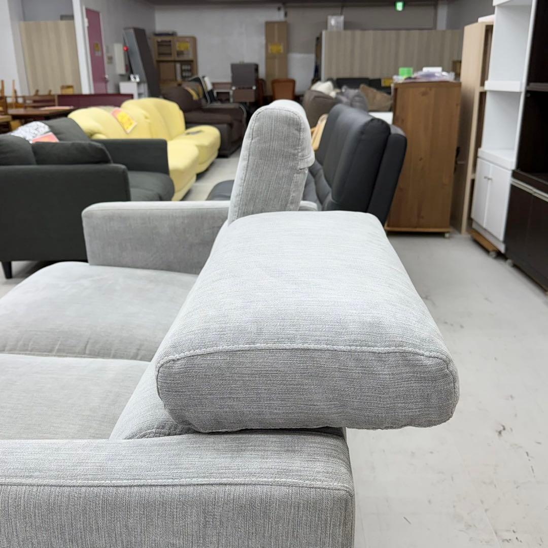 現行モデル ニトリ 145cm幅2人掛けソファ(サザーラGY)