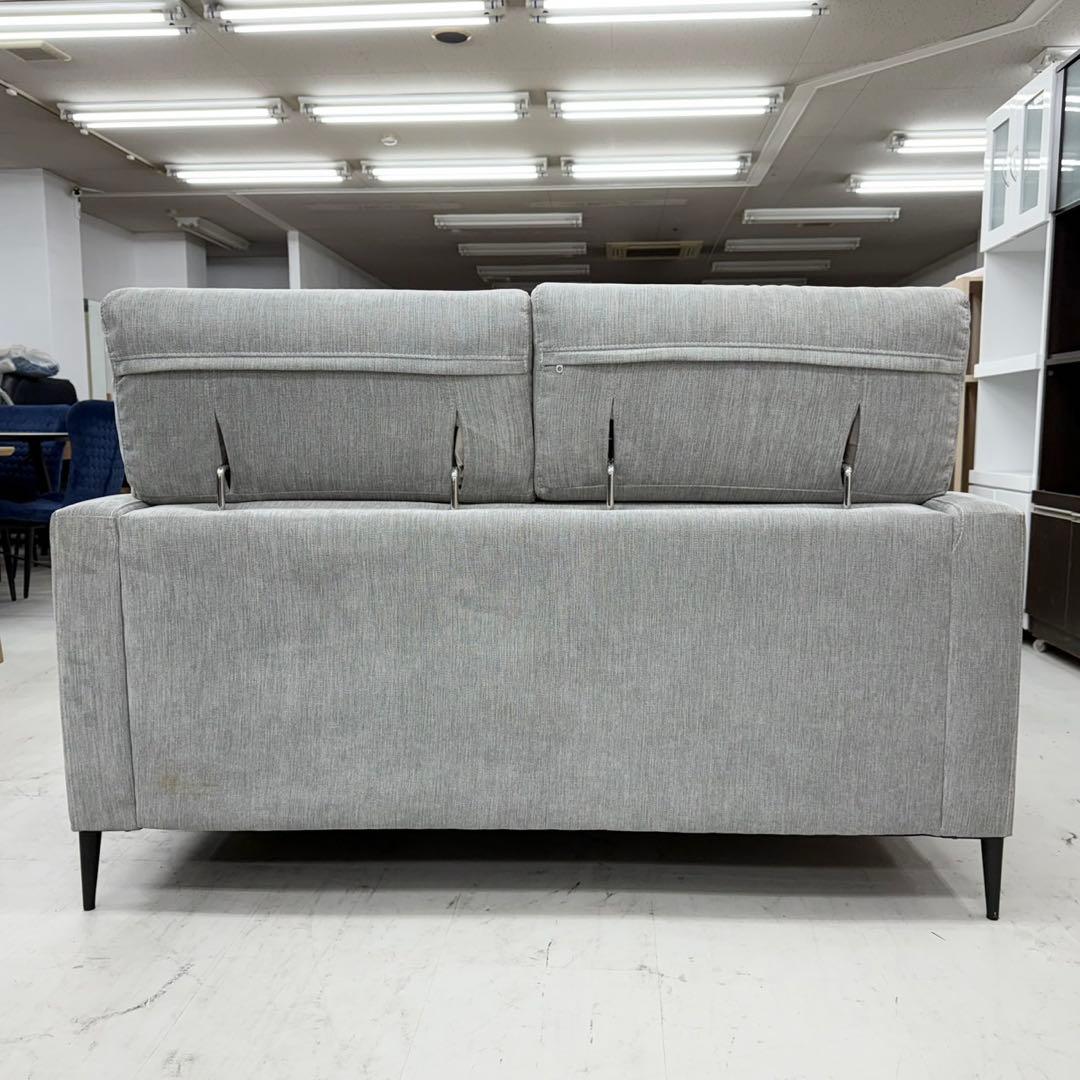 現行モデル ニトリ 145cm幅2人掛けソファ(サザーラGY)