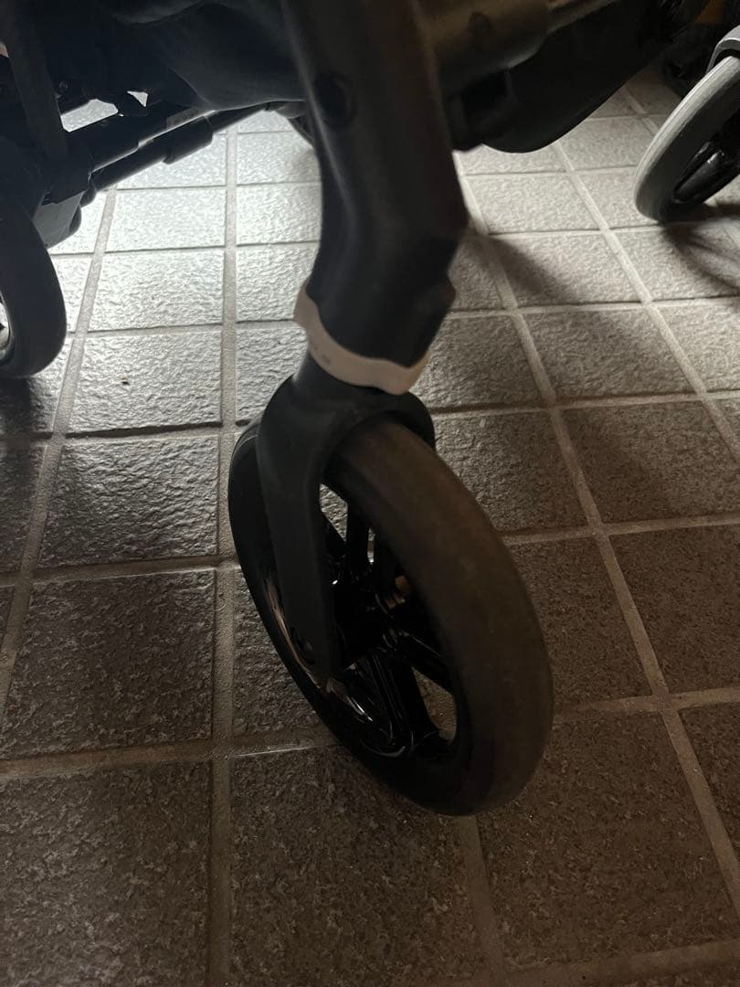 サイベックス　メリオカーボン2024年製　アーモンドベージュ　カップホルダー付