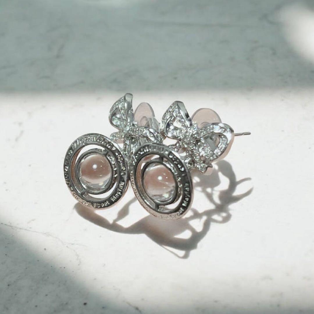Vivienne Westwood リボンスモールオーブピアス クリア