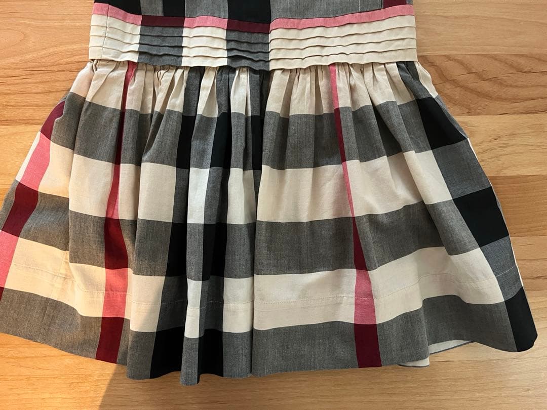 Burberry ワンピース 4Y 104cm