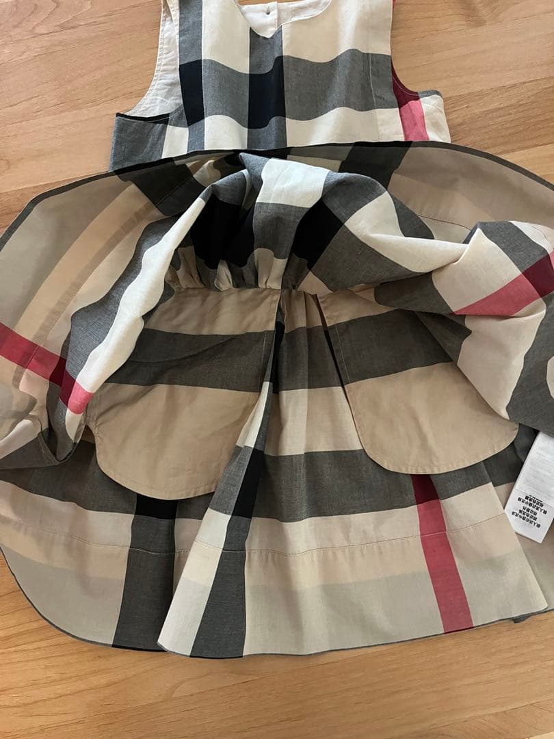 Burberry ワンピース 4Y 104cm