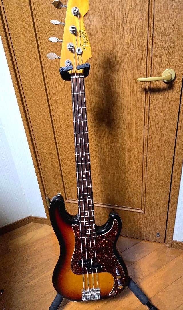 Fender Japan Eシリアル プレシジョンベース