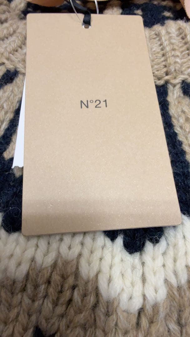 N°21 ヌメロヴェントゥーノ　ウールセーター（タグは付きません）