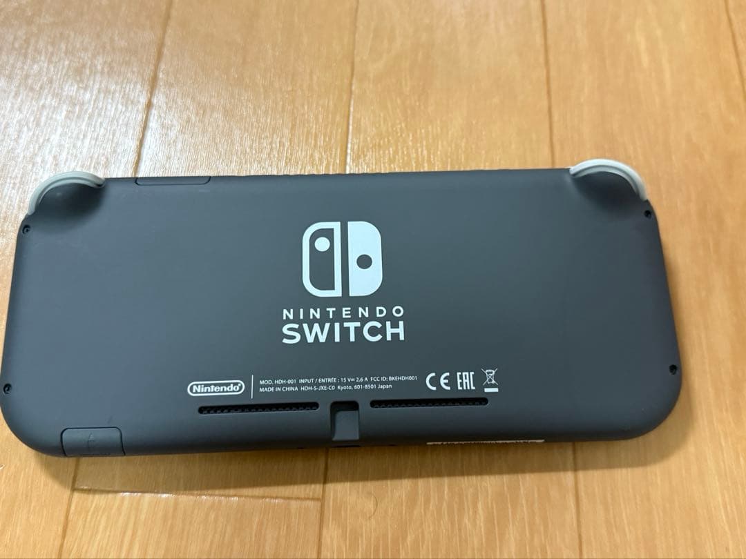 任天堂　Switch Lite（グレー）