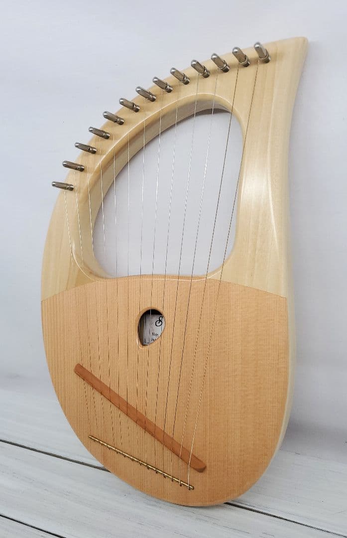 SANSO ライアー　13弦 　極美品　木製ケース付　三創楽器