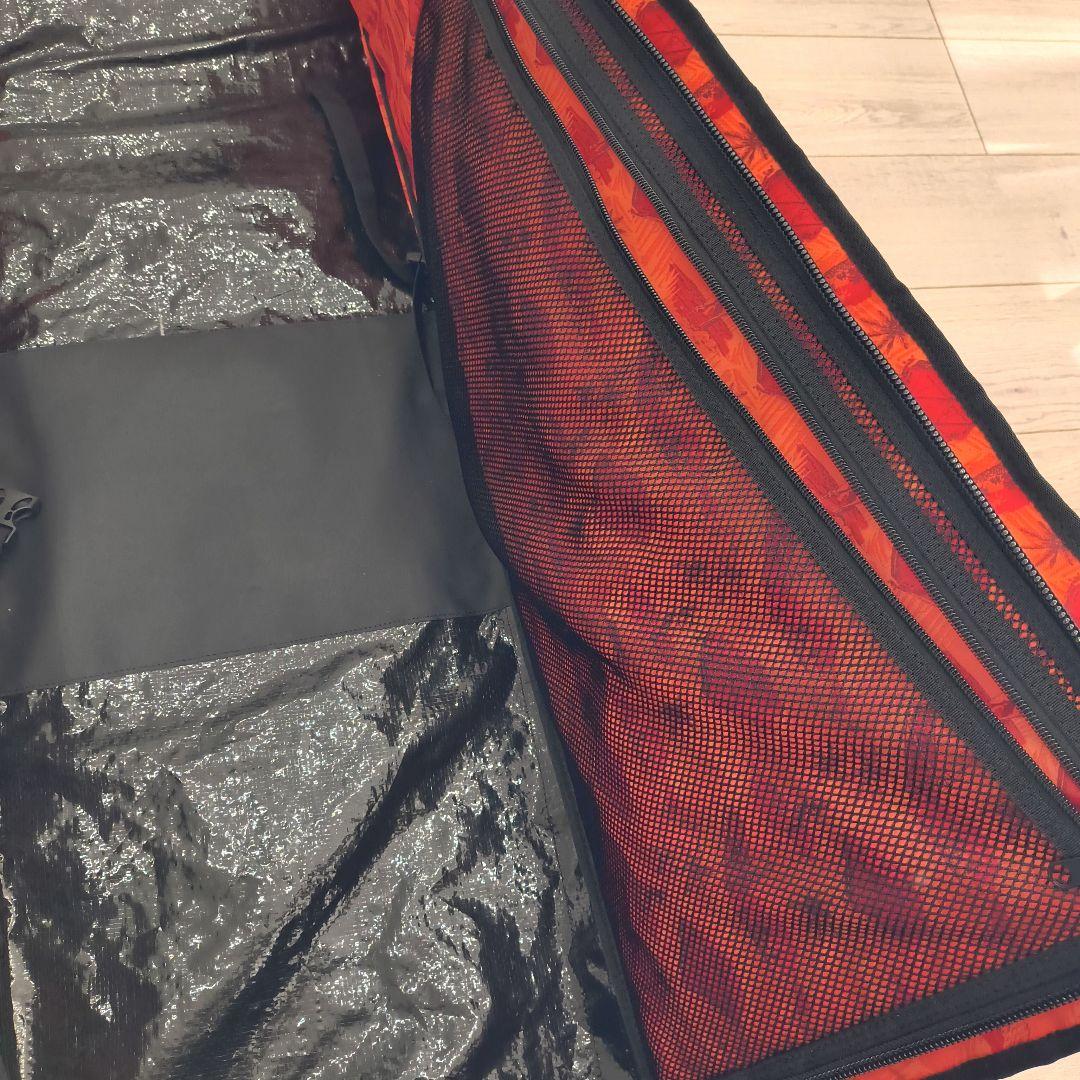 新品■LINEライン■スキーバッグ　ローラー付き