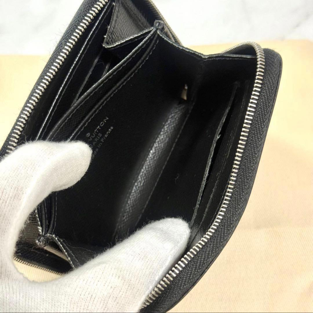 LOUIS VUITTON ルイヴィトン エピ ジッピー パース ブラック