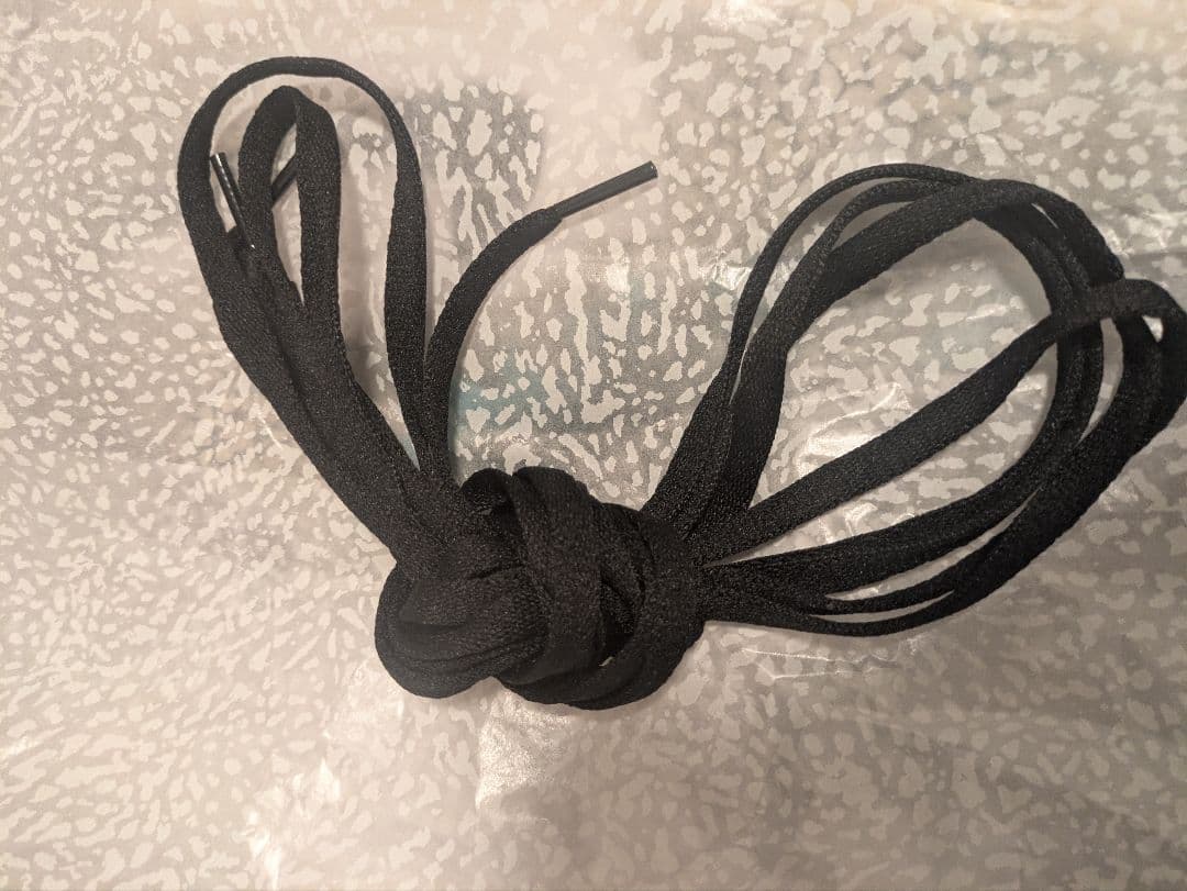 ひ*ろ様 【箱あり、美品/最安値】28cm エアジョーダン1 ハイ ホワイトセメ