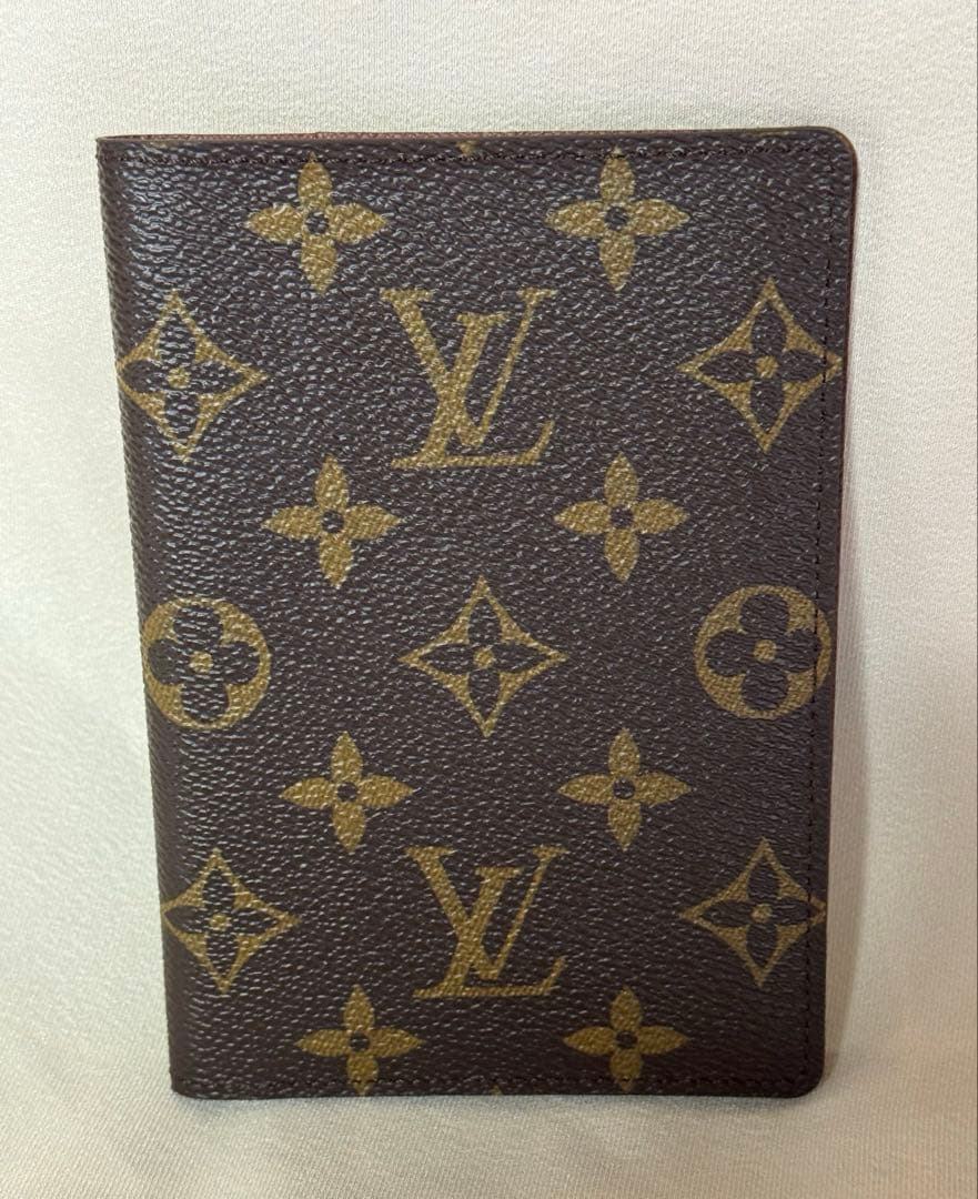 【新品 未使用】ルイヴィトン パスポートケース クーヴェルテュール・パスポール