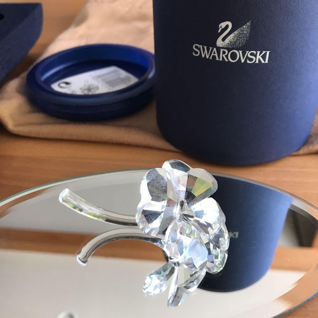 SWAROVSKI クリスタル四つ葉の置物