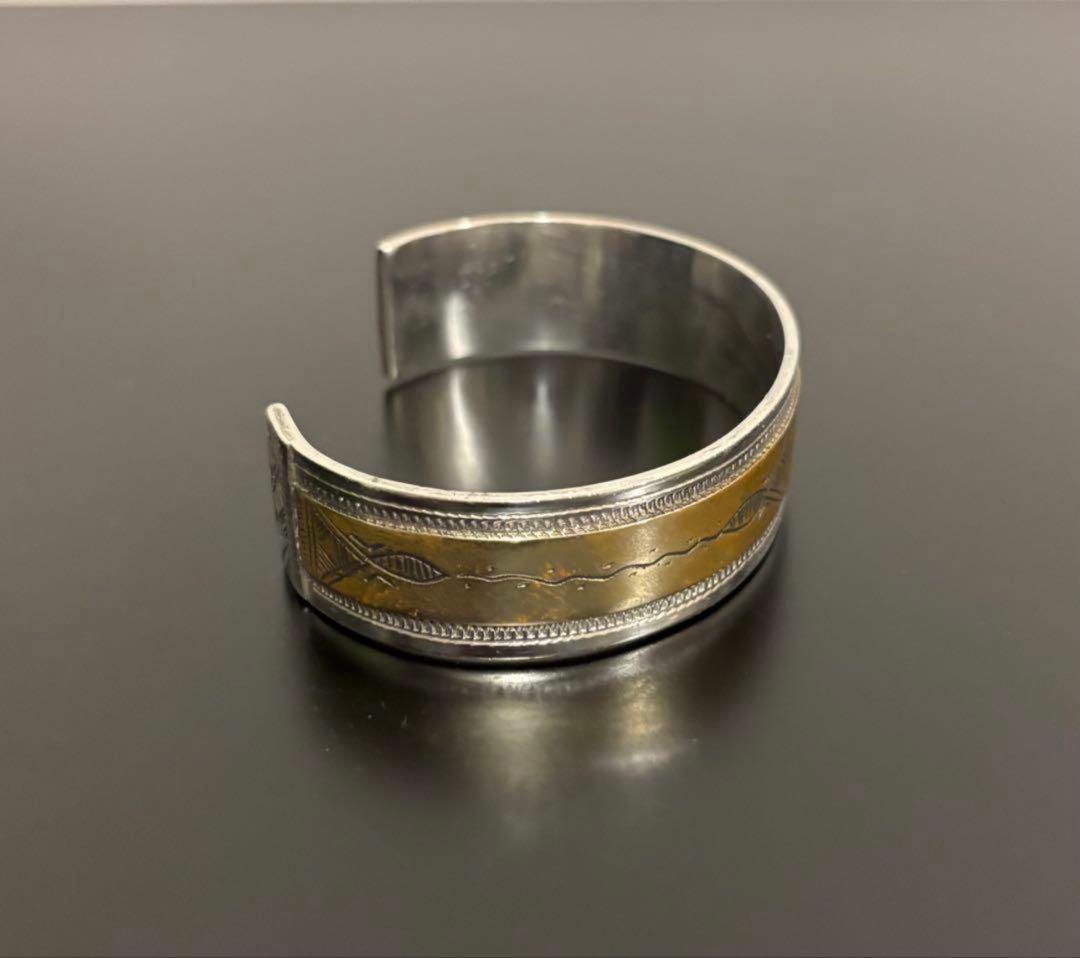 トゥアレグ シルバー　バングル