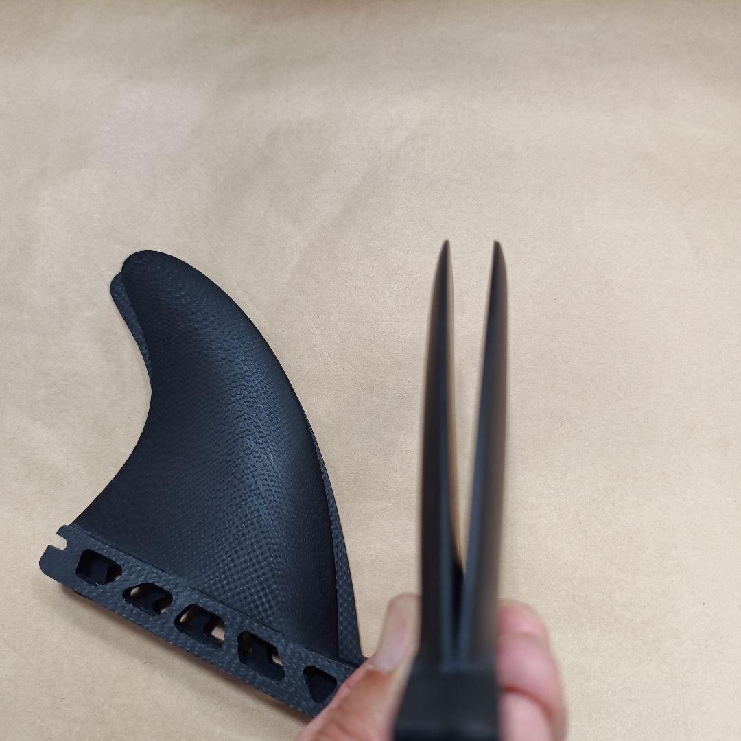 フューチャーフィン対応　BLACK　ＶＯＬＡＮカラー クワッドフィン