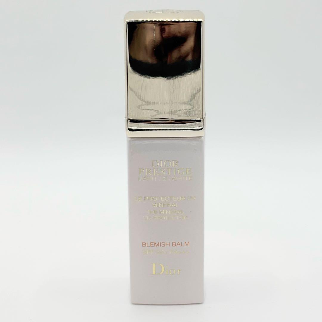 新品未使用 Dior プレステージ ホワイトル プロテクター UV　化粧下地