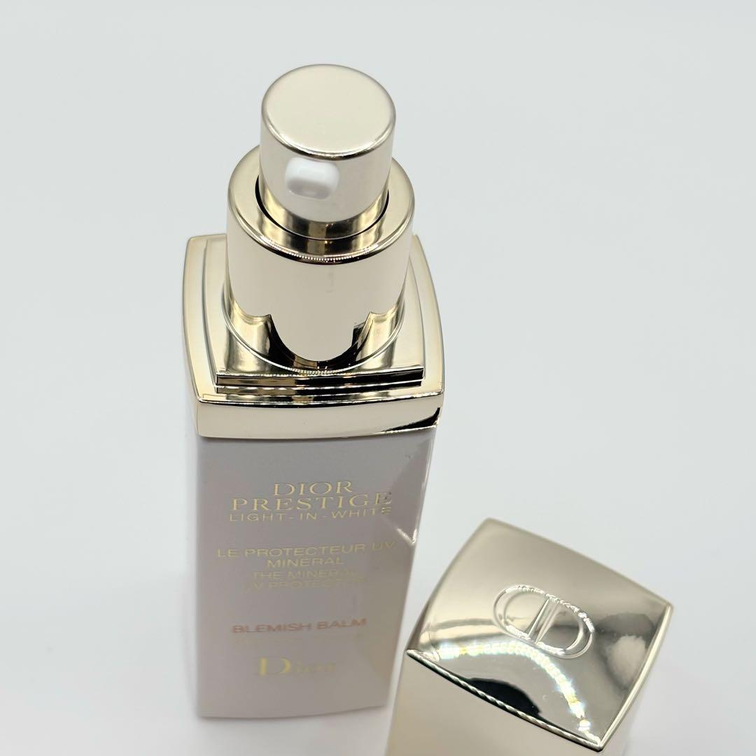新品未使用 Dior プレステージ ホワイトル プロテクター UV　化粧下地