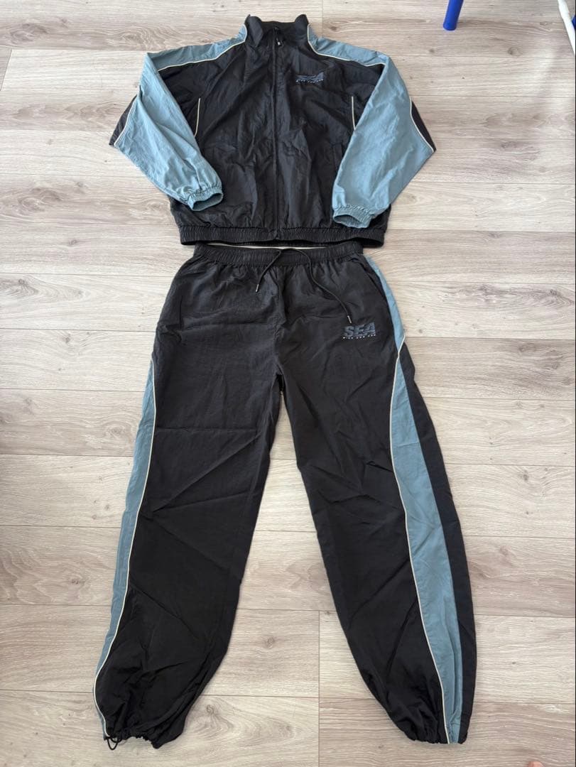 ウィンダンシー　ナイロンジャケット　セットアップ