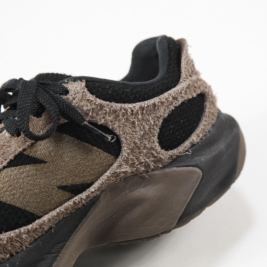 美品 New Balance UWRPDMUS ワープドランナー ブラウン