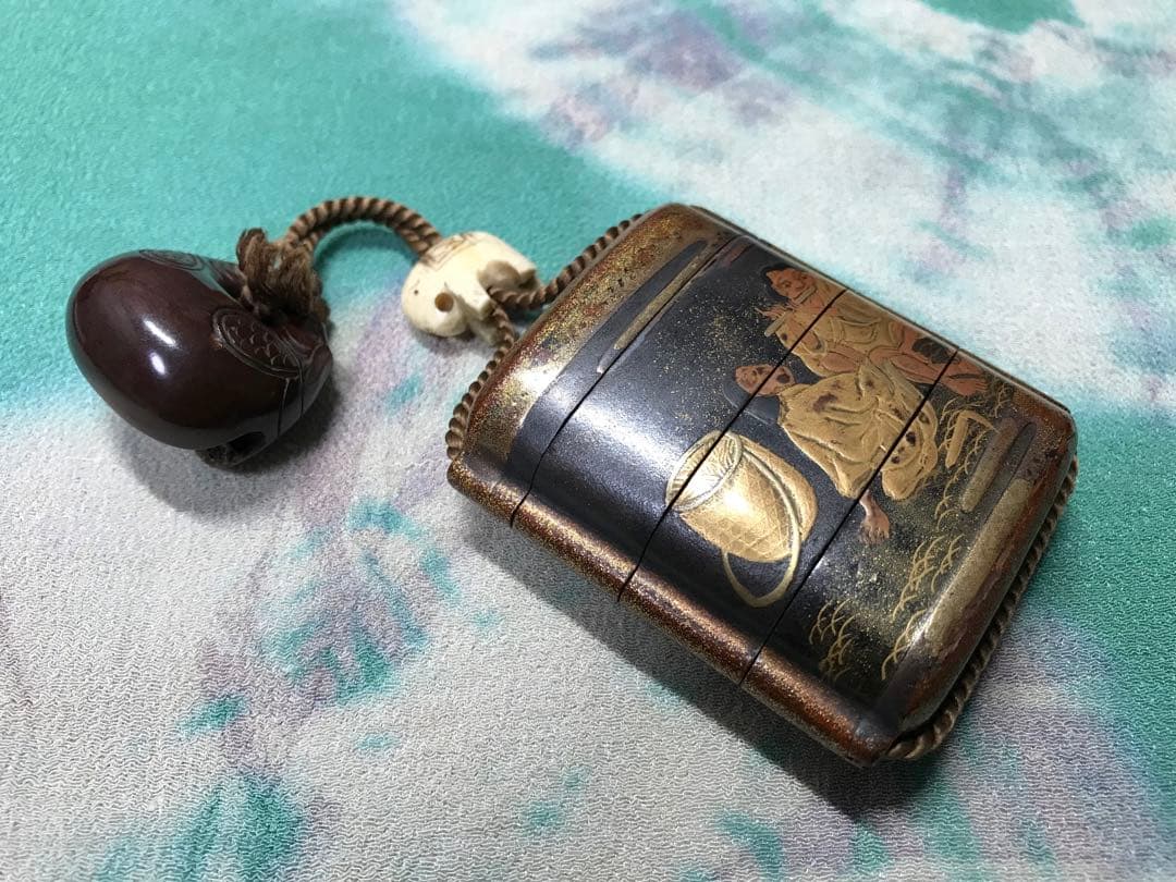 牛と農夫の図　蒔絵印籠　江戸時代中期