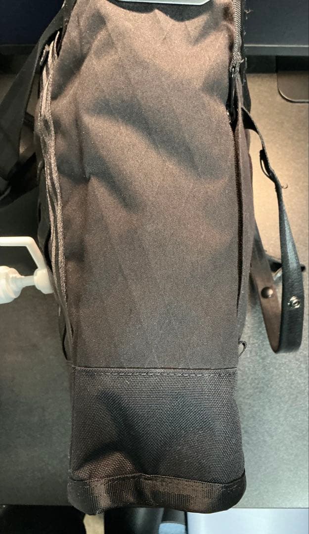 バッグ CHROME BARRAGE OFFICE 16L TOTE