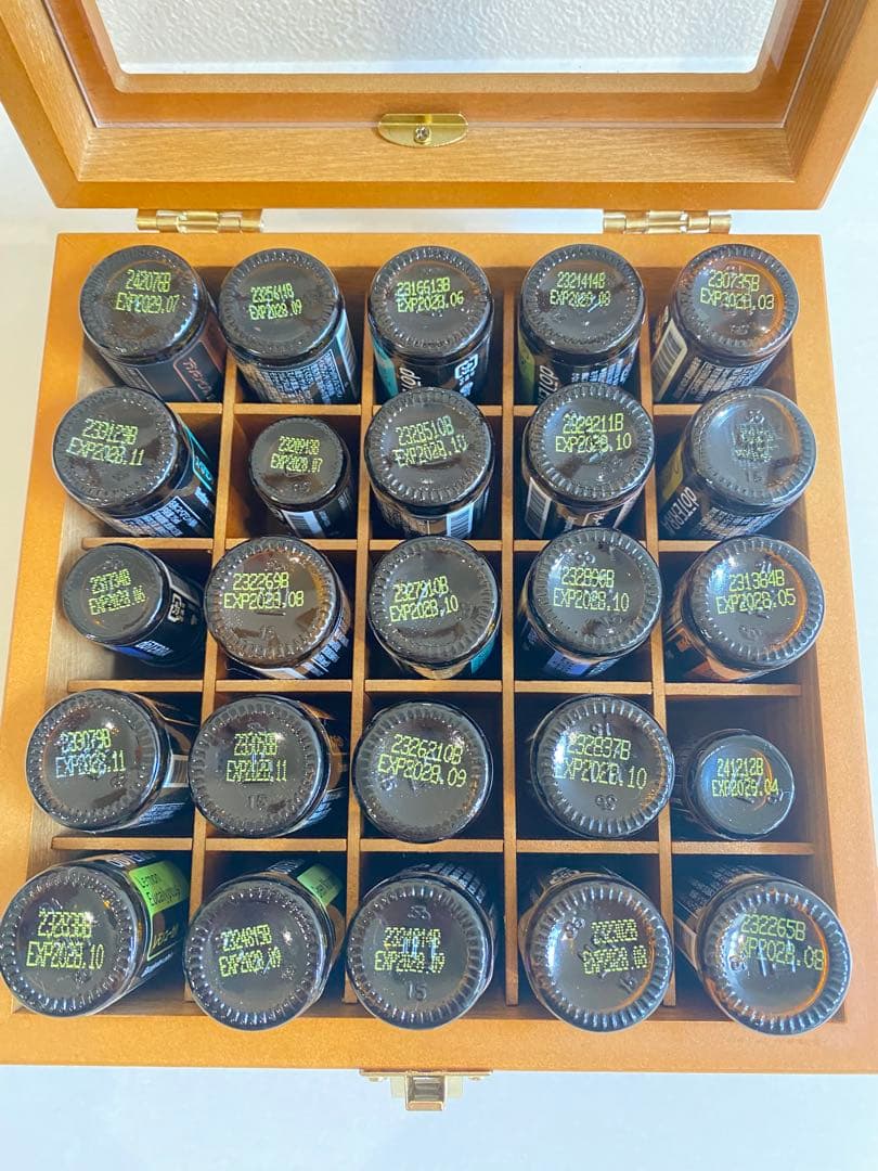 【フランキンセンスのみ新品】doTERRA EO25本 木箱etc.セット