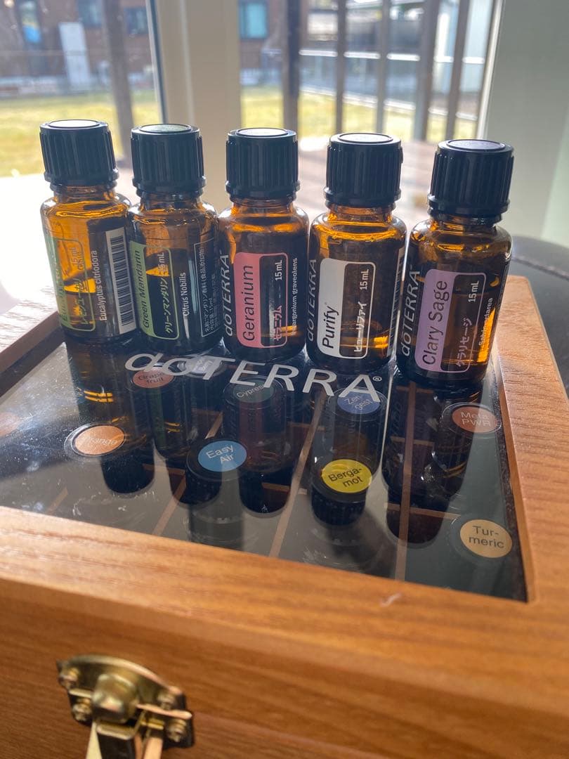 【フランキンセンスのみ新品】doTERRA EO25本 木箱etc.セット