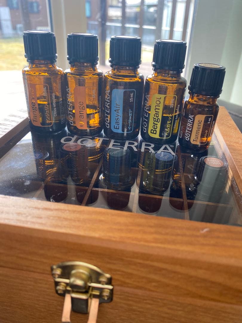 【フランキンセンスのみ新品】doTERRA EO25本 木箱etc.セット