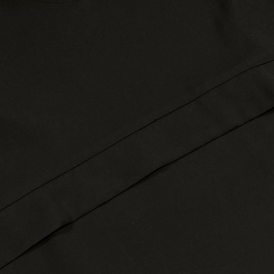 LIMI feu 美品25SS ダブルサテン Vネック フレアドレス 黒2