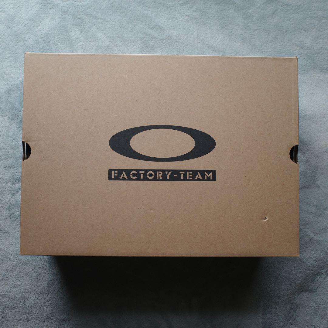 靴 OAKLEY BRAIN DEAD CHOPSAW IVORY