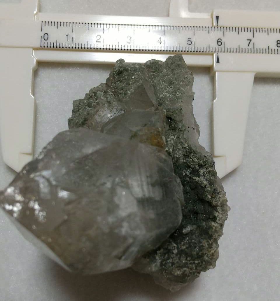 超希少　ゴールドルチル　クローライト入り　マニハール産　水晶クラスター　原石