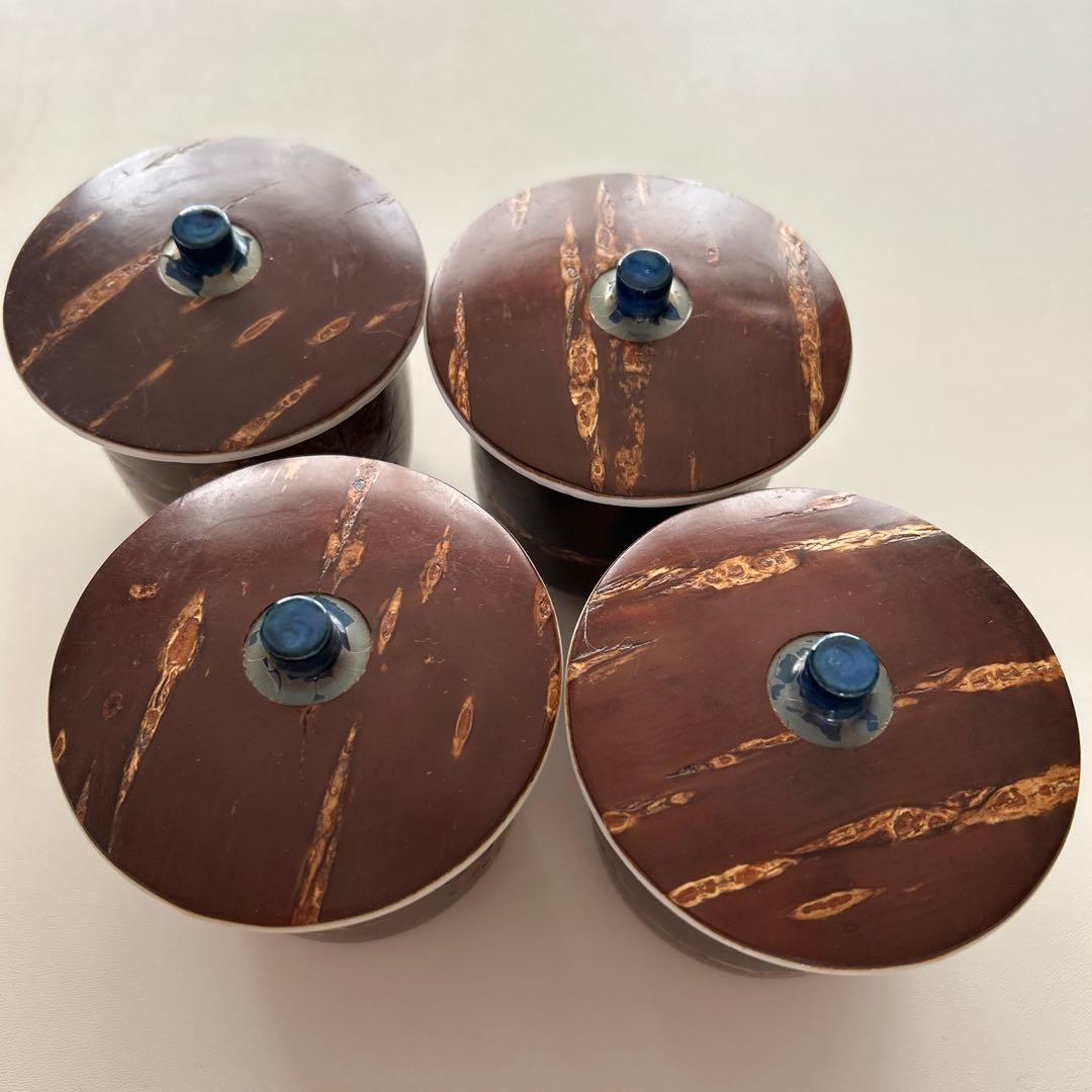 【秋田伝統工芸 樺細工 蓋付き湯呑み 4客セット｜藍絵入り｜来客用】