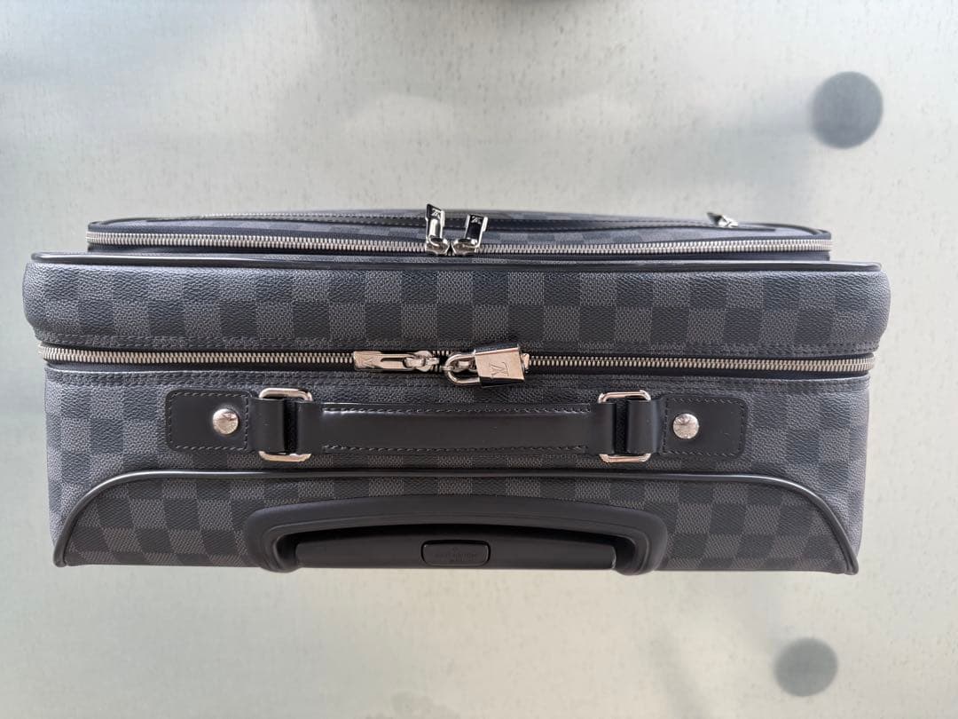 ルイヴィトン ダミエ パイロット ケース