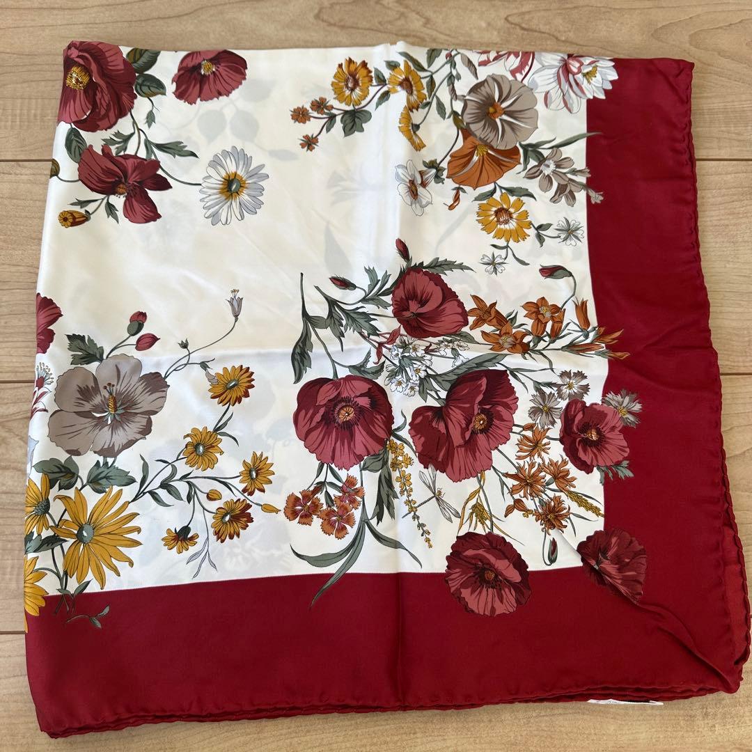 Christian Dior クリスチャンディオール フラワーモチーフ スカーフ