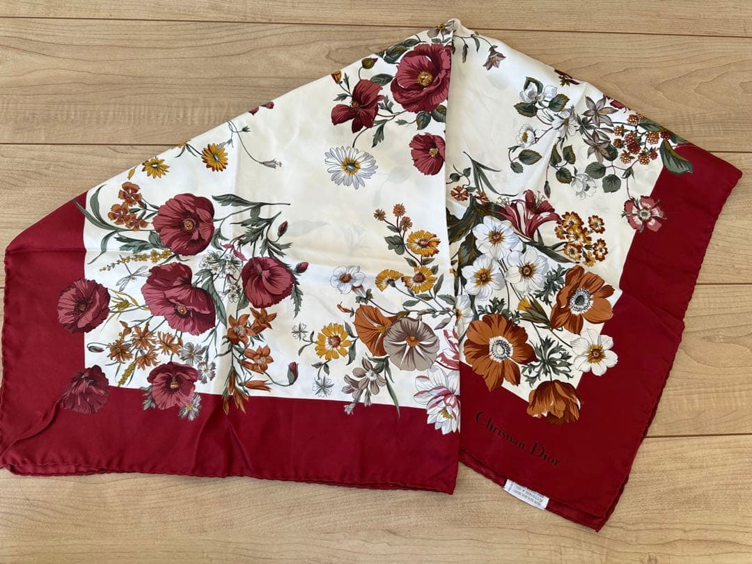 Christian Dior クリスチャンディオール フラワーモチーフ スカーフ