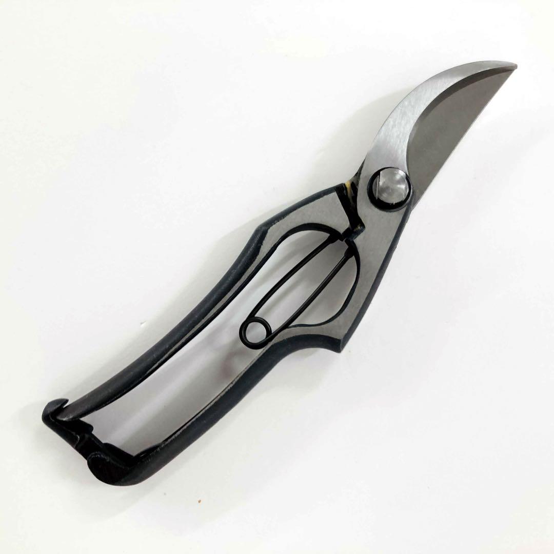 飛庄 剪定鋏 A型200㎜ ろう付 安来白鋼 PS-04 鍛造ハサミ 飛塚製