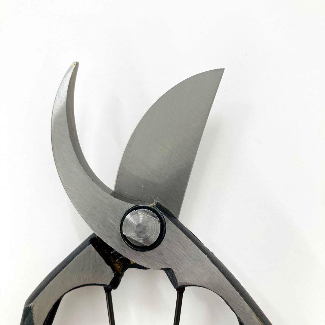 飛庄 剪定鋏 A型200㎜ ろう付 安来白鋼 PS-04 鍛造ハサミ 飛塚製