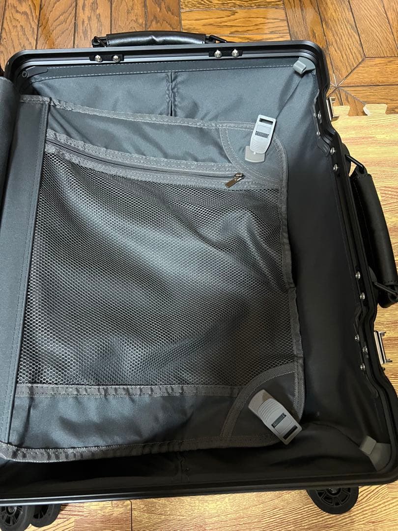 Libetee（リベティ）多機能キャリーケース Sサイズ（40L）