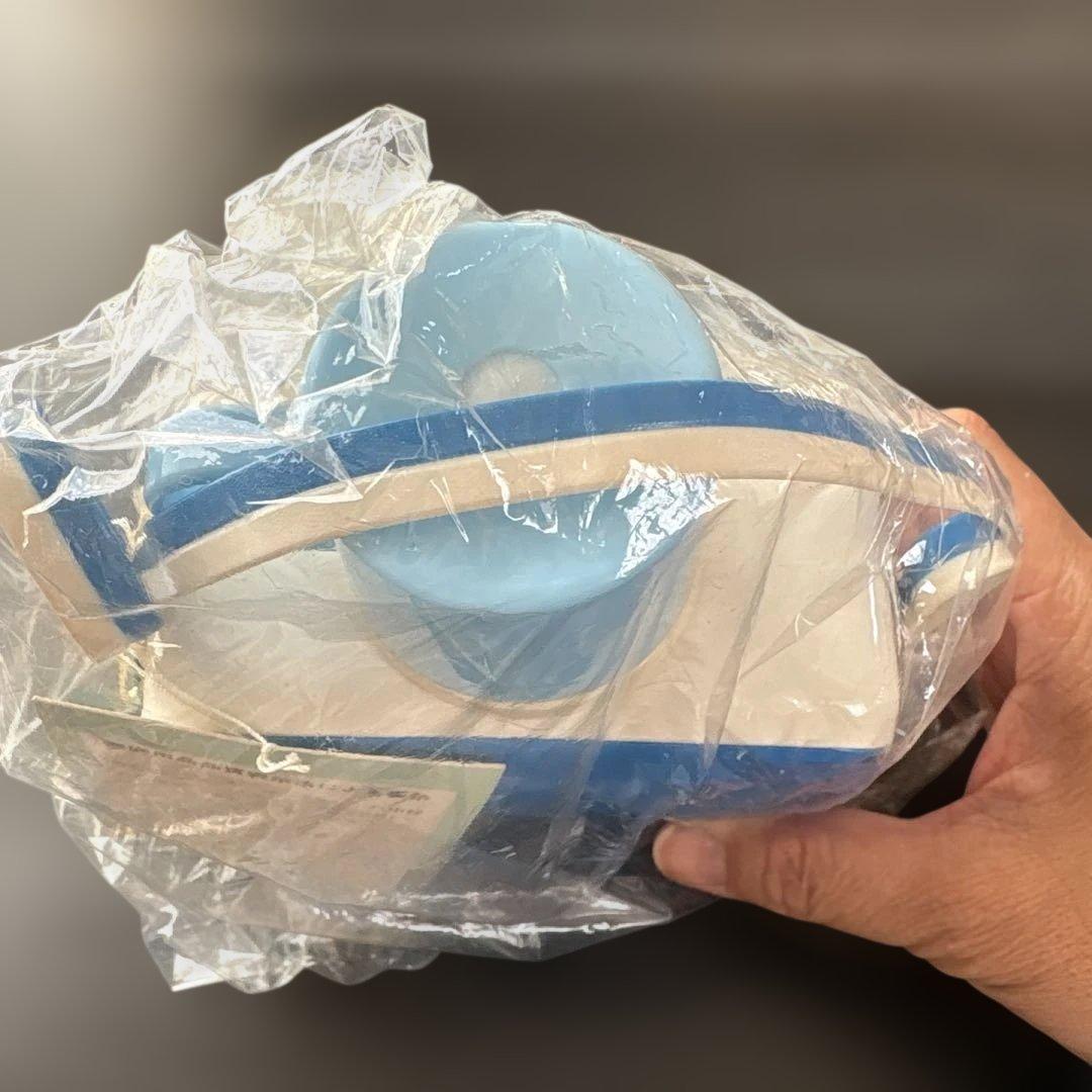 昭和レトロ　鉄腕アトム　三角水筒　未使用品　ペコ水筒